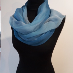 szürkés-kék árnyalatú chiffon szövésű,  könnyed selyem sál selyem  (172x72cm ) - Meska.hu