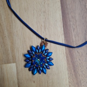 Havasi gyopár medál (kék) - ékszer - nyaklánc - medál - Meska.hu