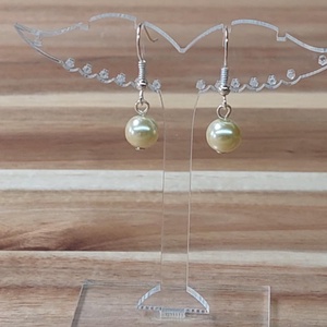 Tekla fülbevaló 4. (bézs), Ékszer, Fülbevaló, Lógó fülbevaló, Ékszerkészítés, Gyöngyfűzés, gyöngyhímzés, MESKA