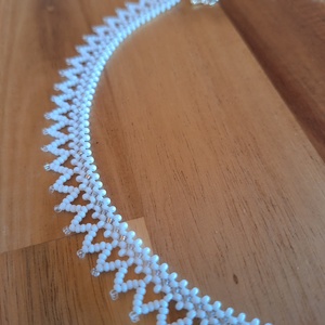 Cakkos gyöngyszalag (fehér) - Meska.hu