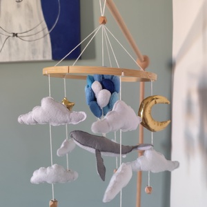 Bálnás lufis kiságyforgó - baba - mama - baba játékok - kiságyforgó - Meska.hu