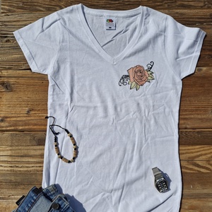 Póló színváltó rózsával - ruha & divat - női ruha - póló, felső - Meska.hu