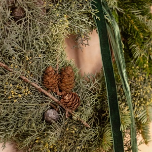 Karácsonyi kopogtató (fenyő, ciprus, toboz) - karácsony - karácsonyi lakásdekoráció - karácsonyi ajtódíszek - Meska.hu