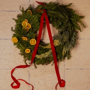 Karácsonyi kopogtató (fenyő, ciprus, zanót, narancs) - karácsony - karácsonyi lakásdekoráció - karácsonyi ajtódíszek - Meska.hu