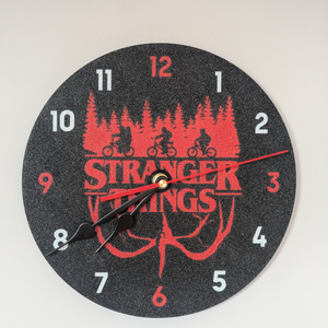 Stranger Things falióra, Otthon & Életmód, Dekoráció, Fali és függő dekoráció, Falióra & óra, Mindenmás, MESKA