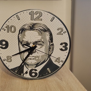 Orb�n Viktor 3D falióra - otthon & életmód - dekoráció - fali és függő dekoráció - falióra & óra - Meska.hu