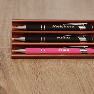 Luxy tolltartó 3D - otthon & életmód - papír, írószer - tolltartó & ceruzatekercs - Meska.hu