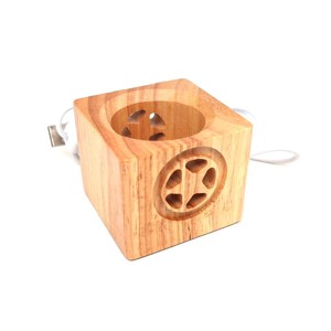 Lámpa USB fa talpas kocka csillag fehér 6x6cm - Meska.hu
