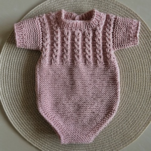 Újszülött baby, kötött body - ruha & divat - babaruha & gyerekruha - babafotózási ruha és kellék - Meska.hu