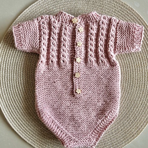 Újszülött baby, kötött body - ruha & divat - babaruha & gyerekruha - babafotózási ruha és kellék - Meska.hu