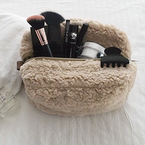 Teddy / fluffy óriás neszesszer bézs  - Meska.hu