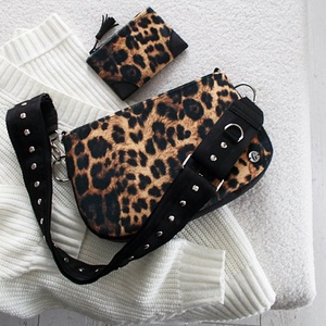 Leopárdmintás övtáska /válltáska többfunkciós táska  - Meska.hu