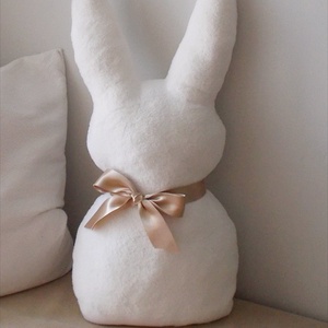 Nyuszi formájú díszpárna/törtfehér  - otthon & életmód - lakástextil - párna & párnahuzat - díszpárna (belsővel együtt) - Meska.hu