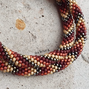 Téglavörös gyöngyhorgolt nyaklánc - ékszer - nyaklánc - medál nélküli nyaklánc - Meska.hu