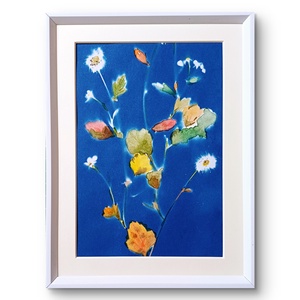 Cianotípiával és akvarellel készült kép, nyomat kerettel. Virág, virágcsokor, virágok. - Meska.hu