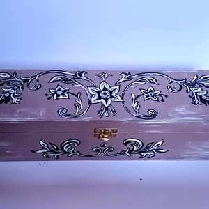 Csatos boros doboz, kincses doboz, díszdoboz bornak vagy ékszereknek  - otthon & életmód - konyhafelszerelés, tálalás - italos kellékek - boros díszdoboz - Meska.hu