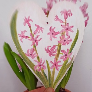 Mandulavirágos és jácintos tavaszi akrillal festett fa szív - művészet - festmény - akril - Meska.hu