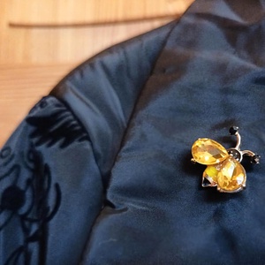 'Rád bízom magam...' - Kitűző - ékszer - kitűző és bross - Meska.hu
