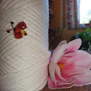 Ragyogó katicabogár kitűző, Esküvő, Kiegészítők, Kitűző, Ékszerkészítés, MESKA