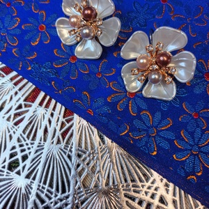 Febónia gyöngyös virág fülbevaló - ékszer - fülbevaló - lógó fülbevaló - Meska.hu