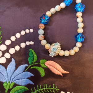 Virágok közt veled lenni... romantikus nyakék - ékszer - nyaklánc - medálos nyaklánc - Meska.hu