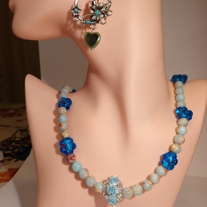 Virágok közt veled lenni... romantikus nyakék - ékszer - nyaklánc - medálos nyaklánc - Meska.hu