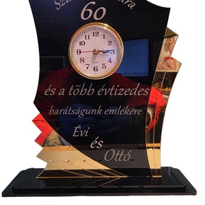 Egyedi akrilüveg gravírozott ajándék órával - személyre szabható emlékplakett - otthon & életmód - dekoráció - asztal és polc dekoráció - gravírozott táblák - Meska.hu