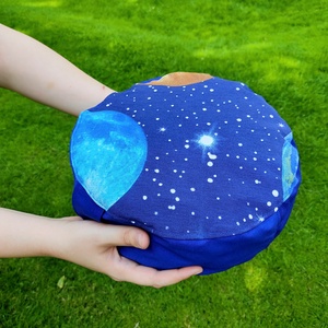 Mini meditációs, jóga ülőpárna tönköly pelyvával töltve, Univerzum - játék & sport - sport és kikapcsolódás - jóga, pilates, torna - jógapárna - Meska.hu