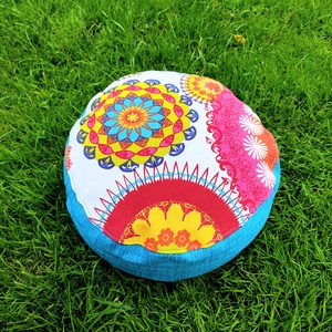 Mini meditációs, jóga ülőpárna tönköly pelyvával töltve, Türkizkék - mandala mintás - játék & sport - sport és kikapcsolódás - jóga, pilates, torna - jógapárna - Meska.hu