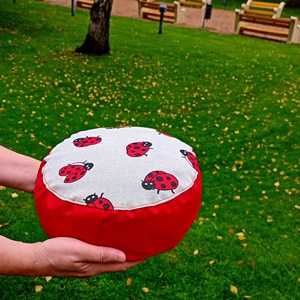 Mini meditációs, jóga ülőpárna tönköly pelyvával töltve, katicás - játék & sport - sport és kikapcsolódás - jóga, pilates, torna - jógapárna - Meska.hu