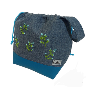 GabO hímzett táska szett Nefelejcs, farmerkék (oldaltáska+project bag) - táska & tok - bevásárlás & shopper táska - shopper, textiltáska, szatyor - Meska.hu