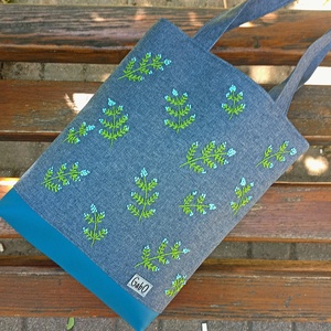 GabO hímzett táska szett Nefelejcs, farmerkék (oldaltáska+project bag) - táska & tok - bevásárlás & shopper táska - shopper, textiltáska, szatyor - Meska.hu