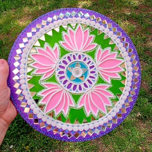 Mandala kép Öt lótuszvirág, tükörmozaikkal, Otthon & Életmód, Dekoráció, Spiritualitás, Mandala, Festett tárgyak, Festészet, MESKA