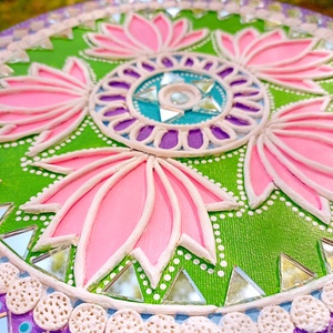 Mandala kép Öt lótuszvirág, tükörmozaikkal - otthon & életmód - dekoráció - spiritualitás - mandala - Meska.hu