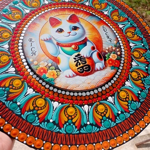 Pontozott mandala Maneki neko, szerencsehozó integető cica - művészet - festmény - festmény vegyes technika - Meska.hu