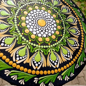 Pontozott mandala Beige tavasz - művészet - festmény - festmény vegyes technika - Meska.hu