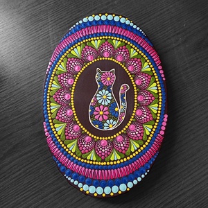 Pontozott mandala ovális, cicás - művészet - festmény - festmény vegyes technika - Meska.hu