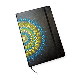 Pontozott mandalás jegyzetfüzet, vonalas  kék, zöld és sárga mintával - Meska.hu