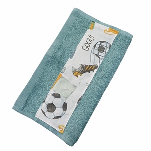 Kis törölköző tisztasági csomagba, focis, Otthon & Életmód, Fürdőszoba, Törölköző, Varrás, MESKA