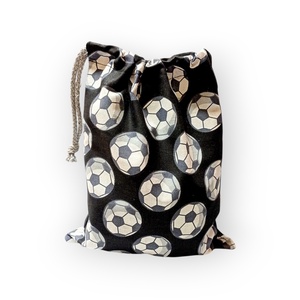 Fekete-fehér focis szett ovi-, sulikezdéshez - játék & sport - ovis felszerelés - egyéb ovis kiegészítő - Meska.hu