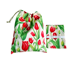 Ülőpárna+textilszalvéta 2db+babzsák+tisztasági zsák szett oviba, suliba, beige, piros tulipánok - játék & sport - ovis felszerelés - egyéb ovis kiegészítő - Meska.hu