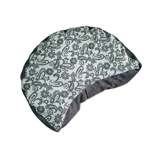 Meditációs félhold, jóga ülőpárna tönköly pelyvával töltve, szürke, kasmír mintás - játék & sport - sport és kikapcsolódás - jóga, pilates, torna - jógapárna - Meska.hu