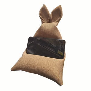 Nyuszifüles mini babzsák mobiltartó világosbarna , Otthon & Életmód, Tárolás & Rendszerezés, Asztali telefontartó, Varrás, MESKA