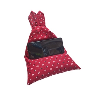 Nyuszifüles mini babzsák mobiltartó bordó, virágos  - otthon & életmód - tárolás & rendszerezés - asztali telefontartó - Meska.hu