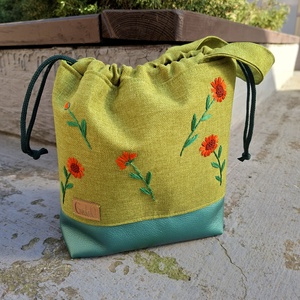 Project bag - Hímzett körömvirágos, kivizöld - táska & tok - bevásárlás & shopper táska - shopper, textiltáska, szatyor - Meska.hu