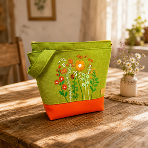 Project bag, neszeszer - Hímzett vadvirágos, kivizöld-narancs - Meska.hu