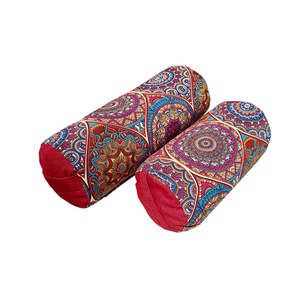 Henger párna tönköly pelyvával töltve, 14X30cm, Bordó mandalás - játék & sport - sport és kikapcsolódás - jóga, pilates, torna - jógapárna - Meska.hu