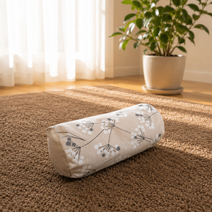 Henger párna tönköly pelyvával töltve, 14X30cm, Beige pitypangos - Meska.hu