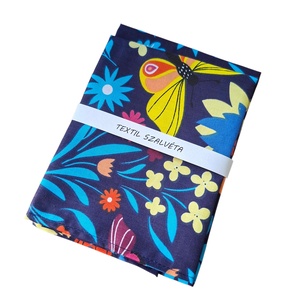Textil szalvéta 2db, Sötétkék, pillangós, 33X33cm, Otthon & Életmód, Konyhafelszerelés, tálalás, Konyhai textil, Szalvéta, Varrás, Újrahasznosítható, pamutvászonból készült szalvéta iskolába, otthoni vidám terítésre, szendvics cso..., MESKA