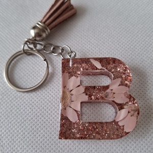 Rózsaarany, betűs kulcstartó valódi virágokkal - táska & tok - kulcstartó & táskadísz - kulcstartó - Meska.hu